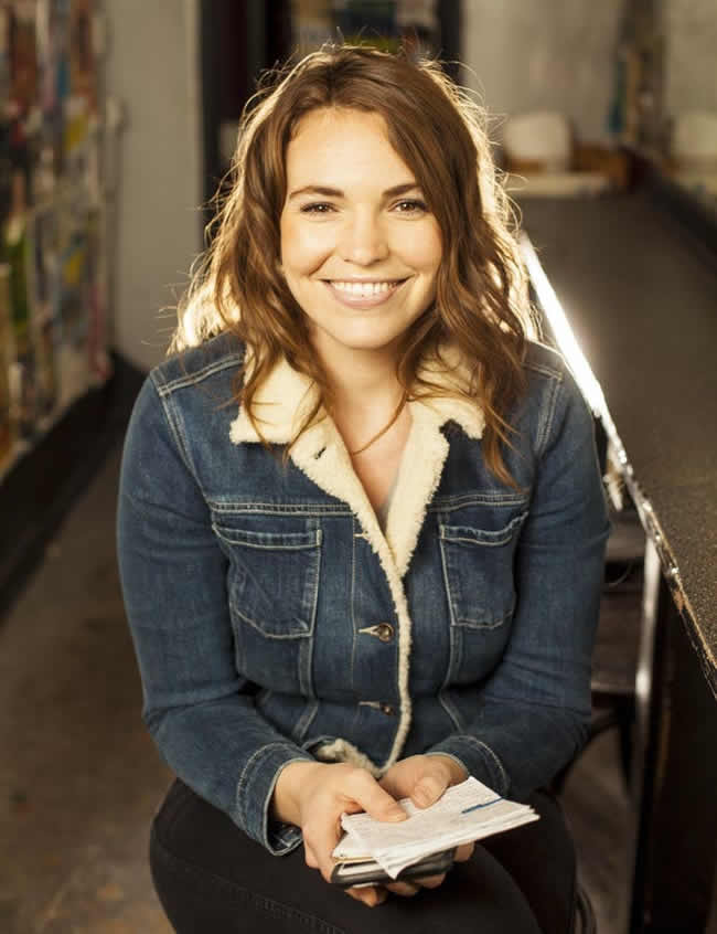 Beth Stelling